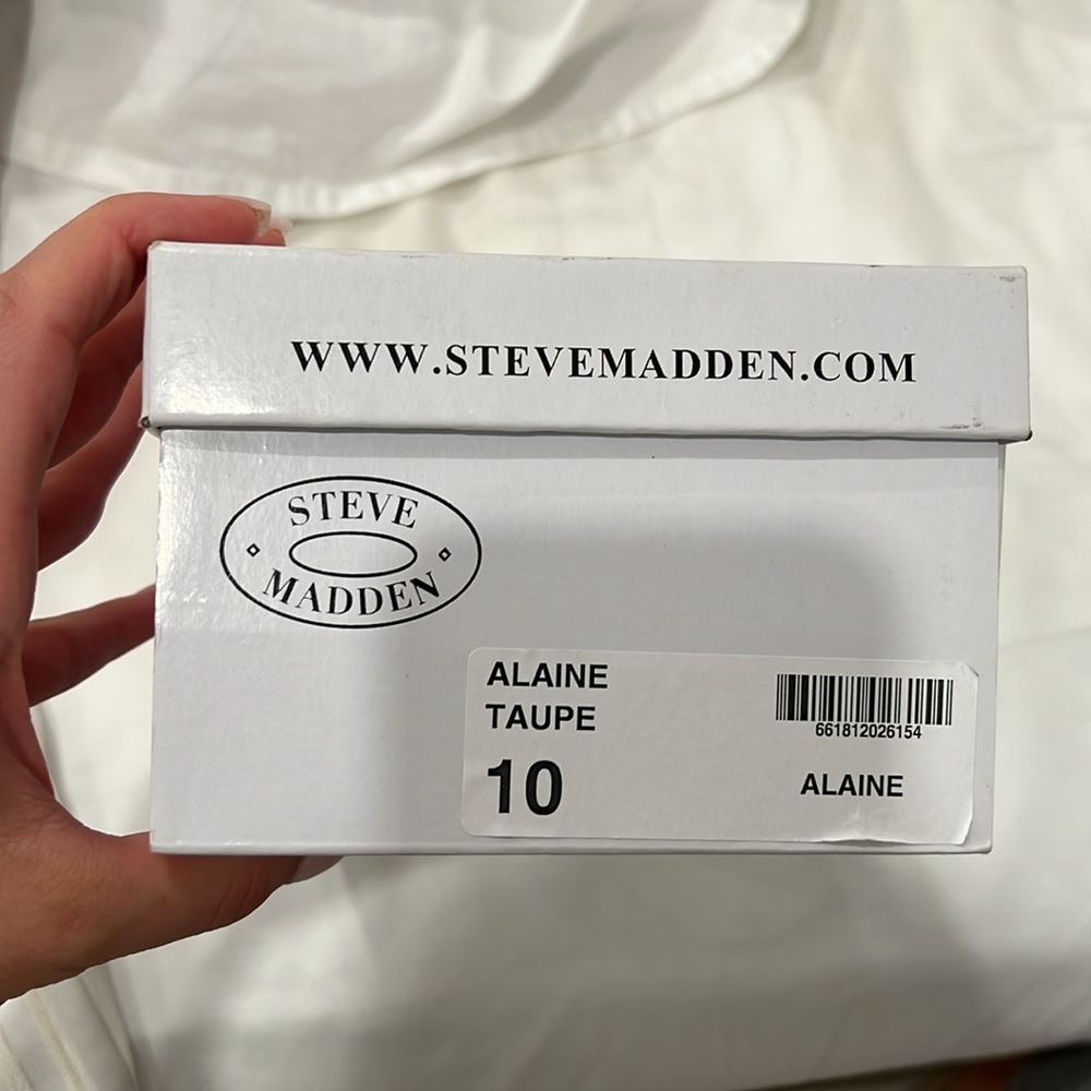 Steve Madden tie up fringe sandals - Picture 6 of 6
